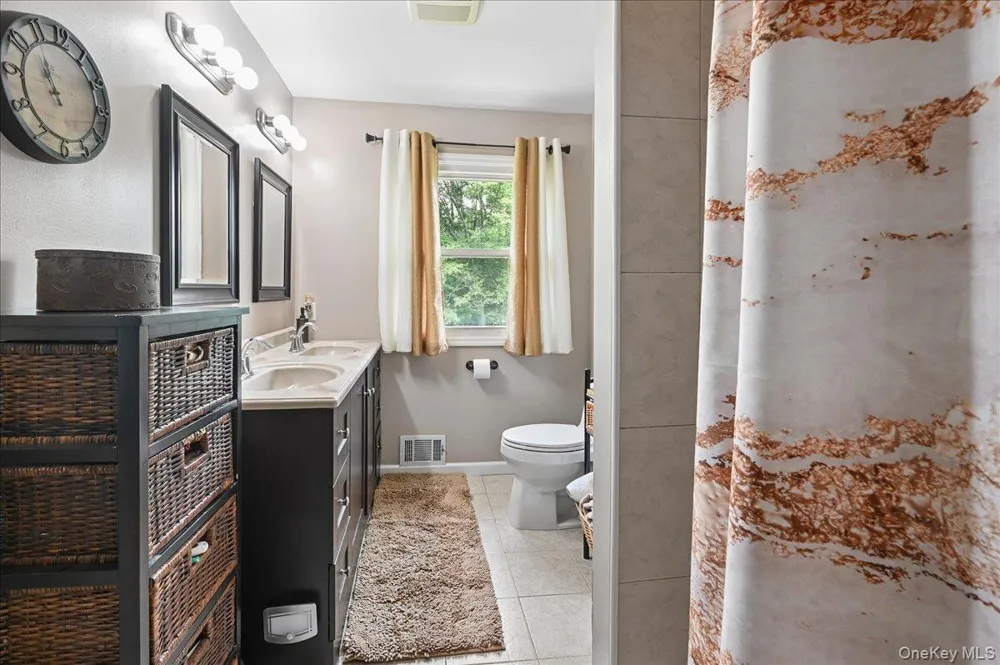 12 Berkshire Drive New City, NY 10956