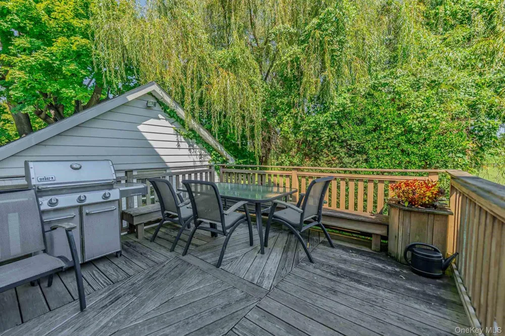 112 Harrison Street Lawrence, NY 11559
