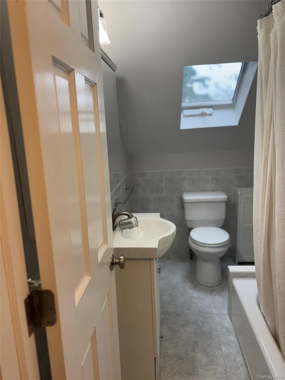 43 W Neck #2 Huntington, NY 11743