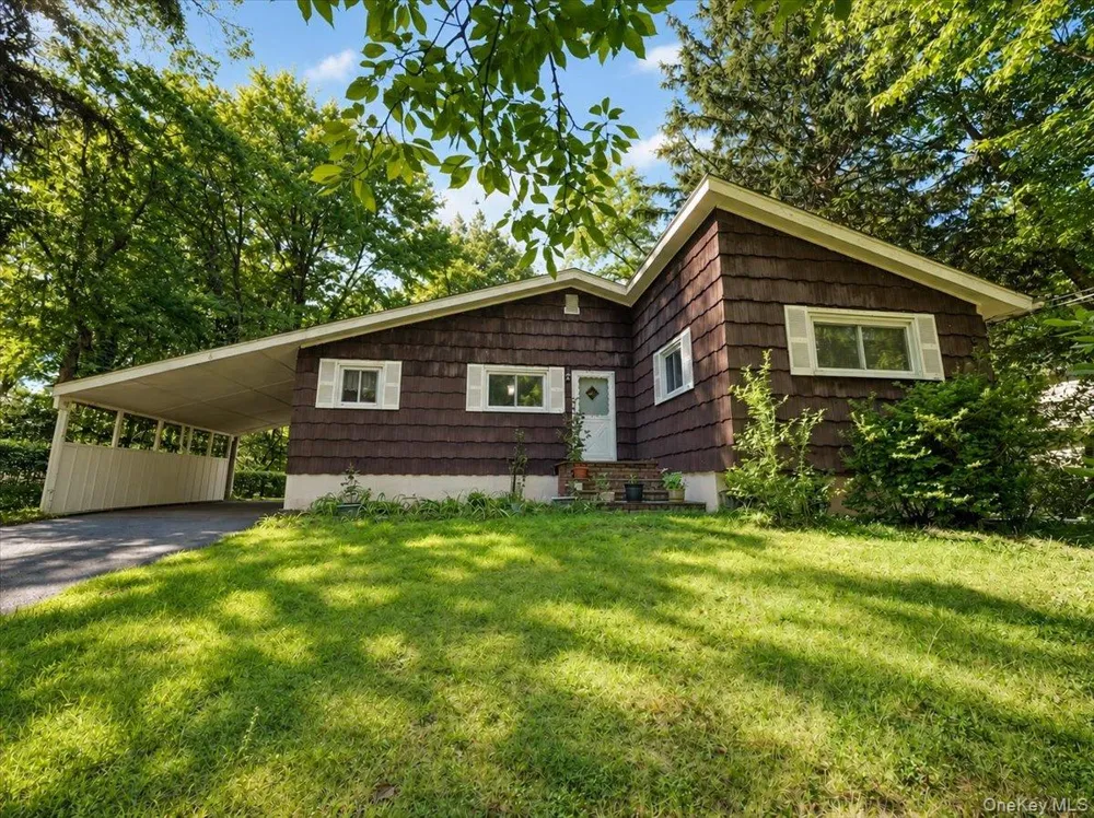 6 Byron Street New City, NY 10956