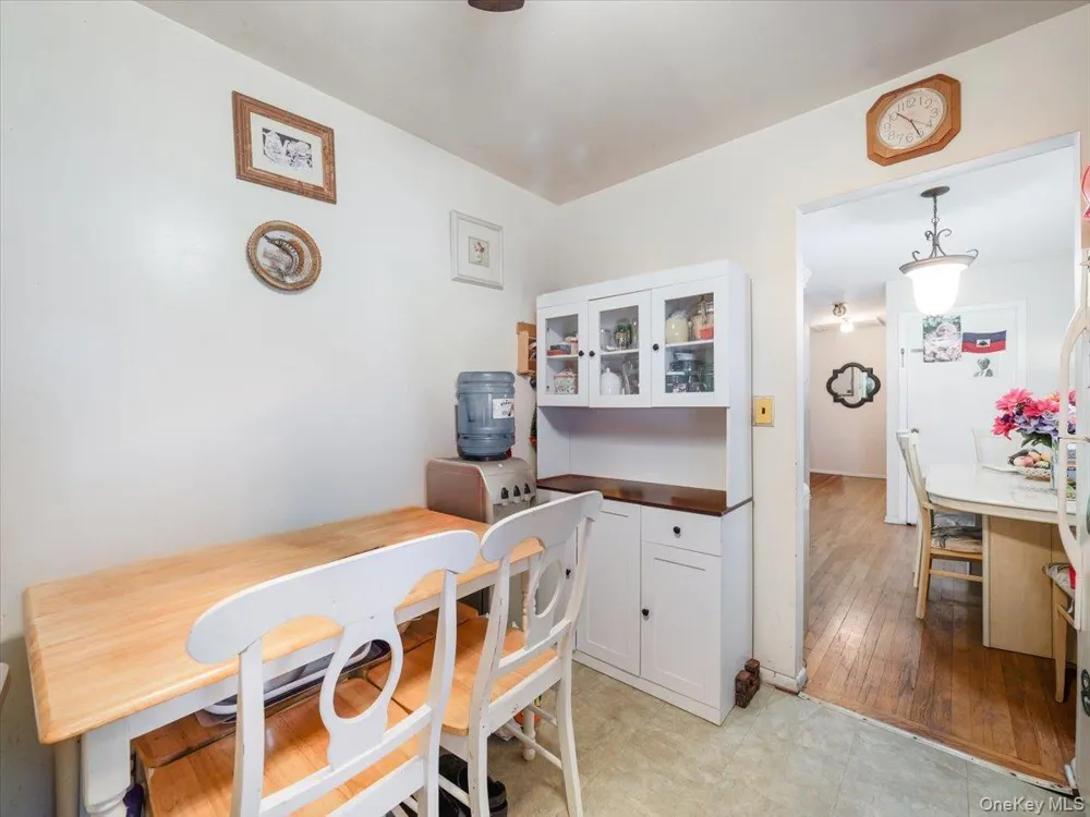 6 Byron Street New City, NY 10956