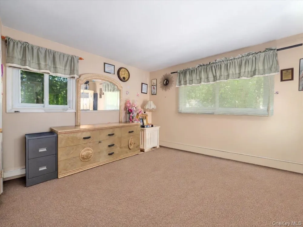 6 Byron Street New City, NY 10956