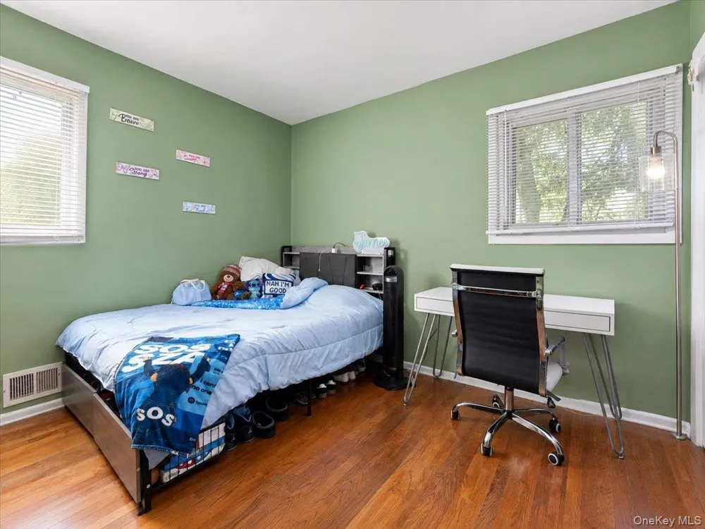 6 Byron Street New City, NY 10956