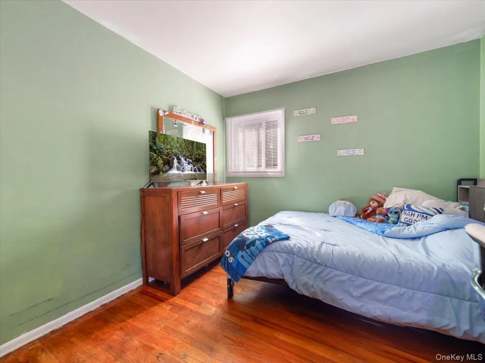 6 Byron Street New City, NY 10956