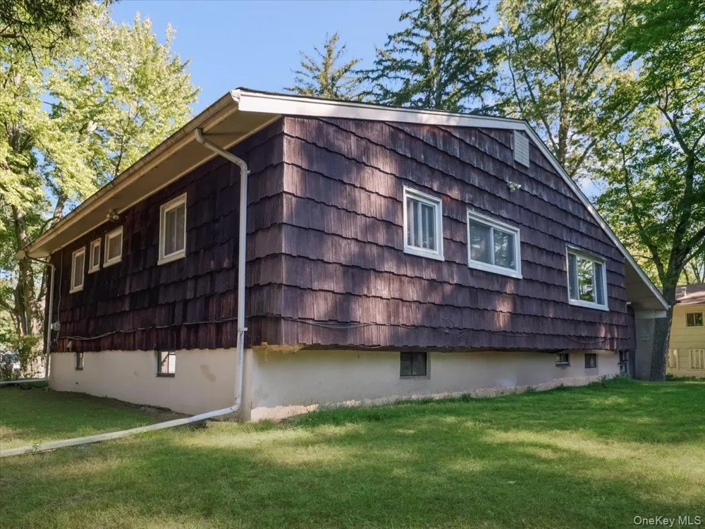 6 Byron Street New City, NY 10956