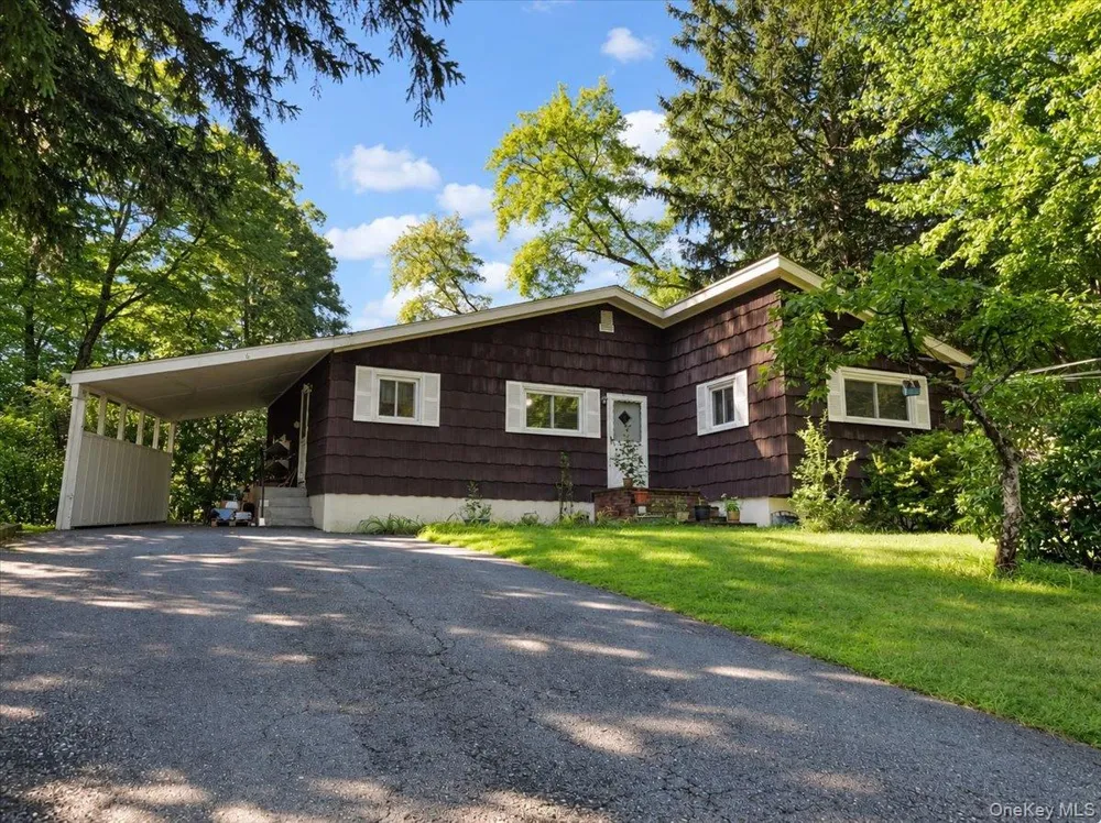 6 Byron Street New City, NY 10956