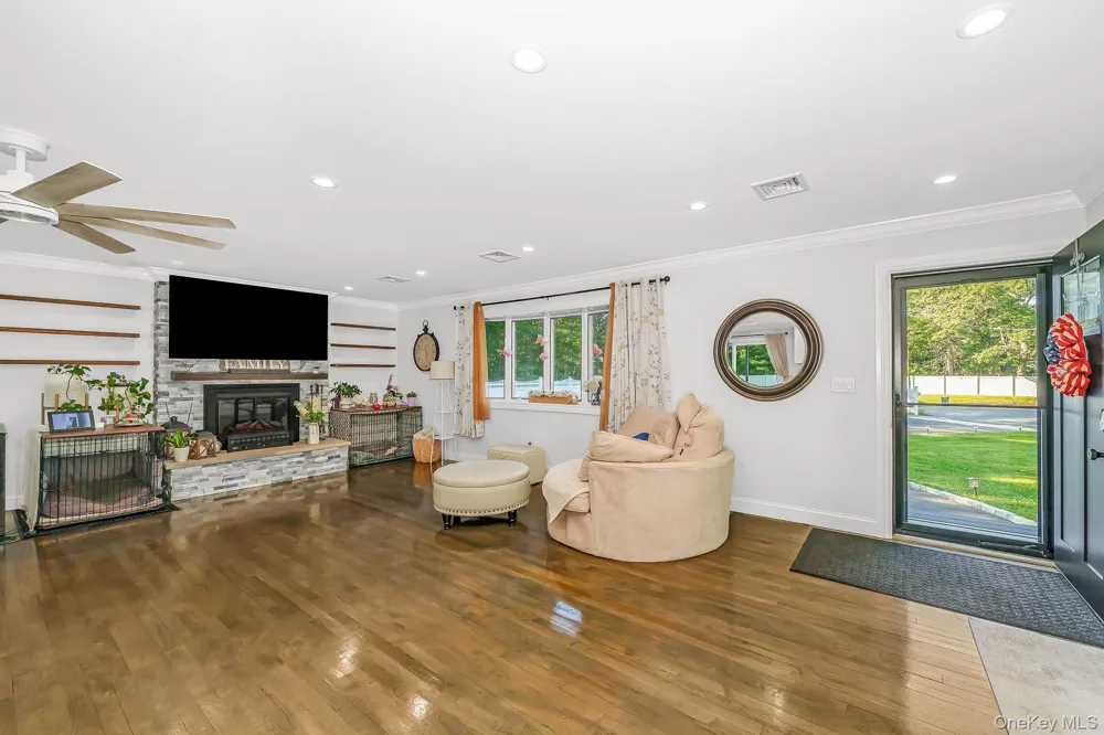 20 Danbury Avenue Patchogue, NY 11772