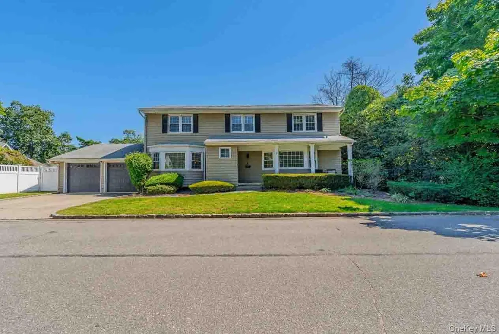 2 Ike Place Woodmere, NY 11598