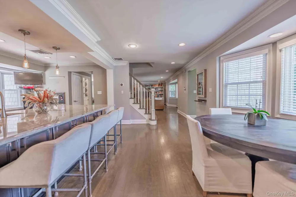 2 Ike Place Woodmere, NY 11598