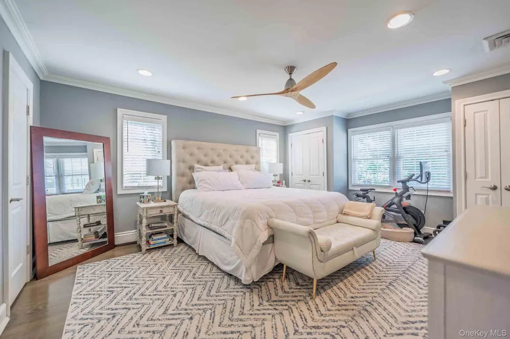 2 Ike Place Woodmere, NY 11598