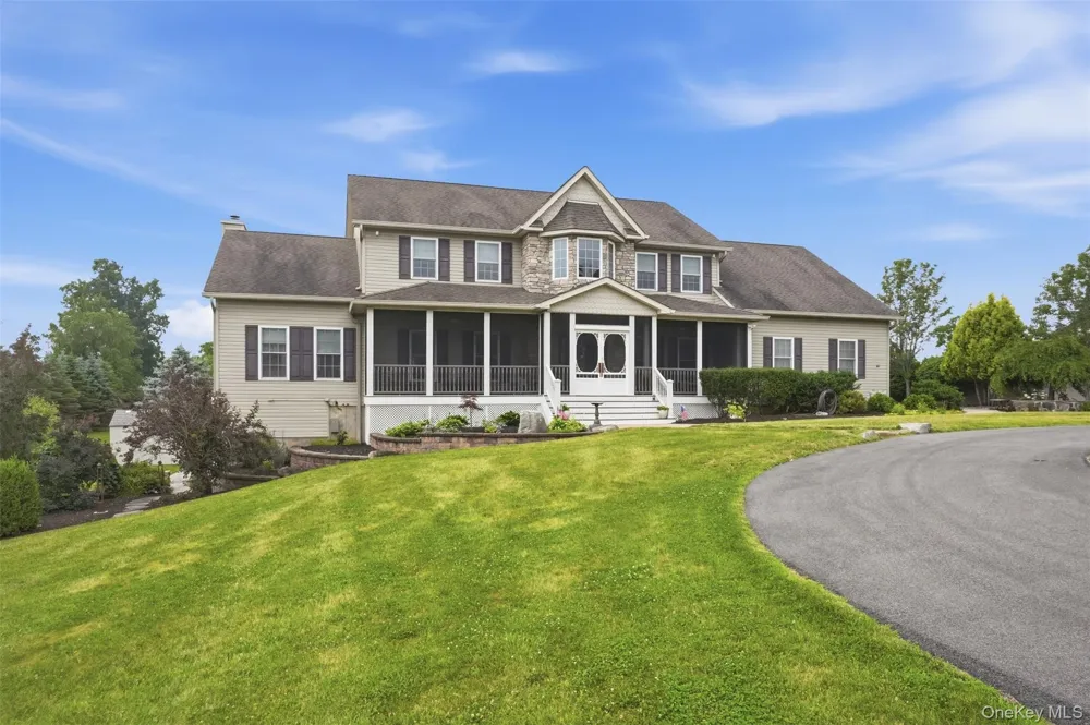 161 Bergen Circle Slate Hill, NY 10973
