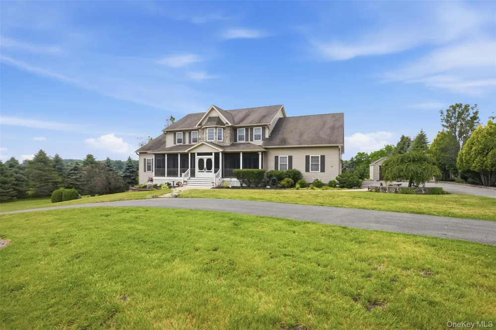 161 Bergen Circle Slate Hill, NY 10973
