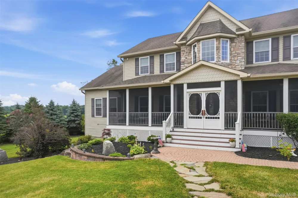 161 Bergen Circle Slate Hill, NY 10973