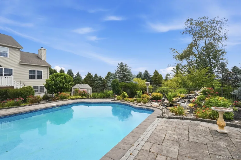 161 Bergen Circle Slate Hill, NY 10973