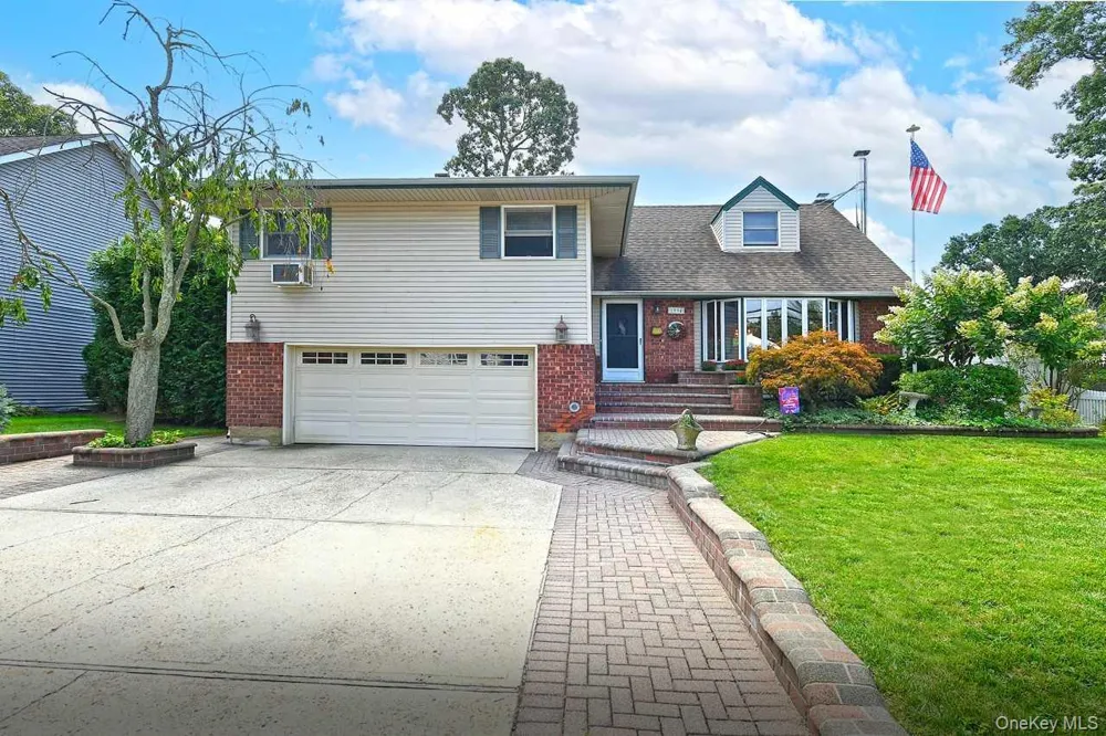 1994 Van Nostrand Avenue Merrick, NY 11566