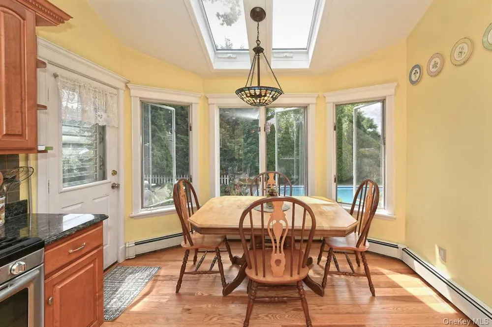 1994 Van Nostrand Avenue Merrick, NY 11566