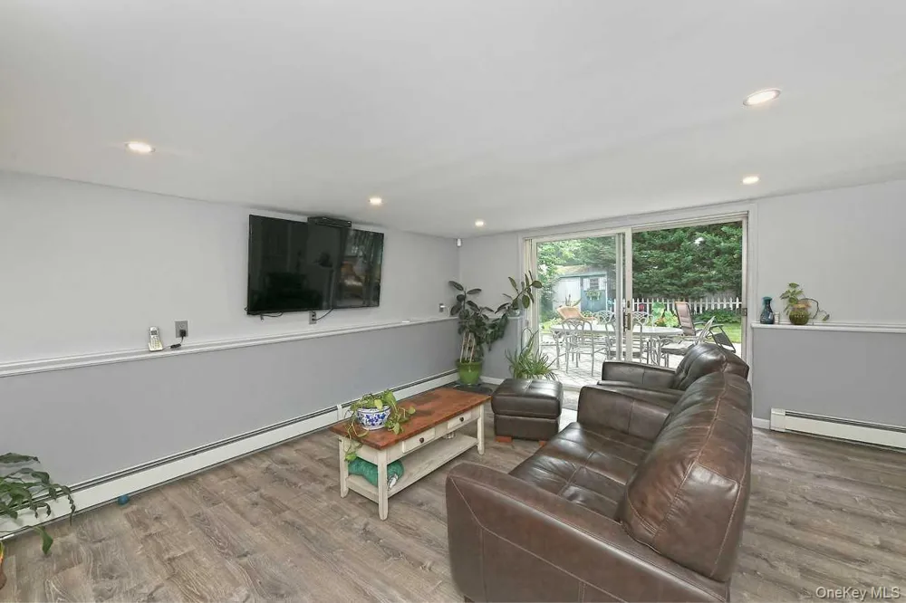 1994 Van Nostrand Avenue Merrick, NY 11566