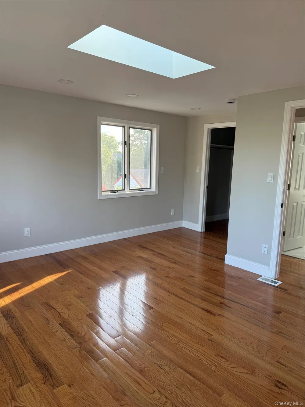 245 Stone Street Elmont, NY 11003
