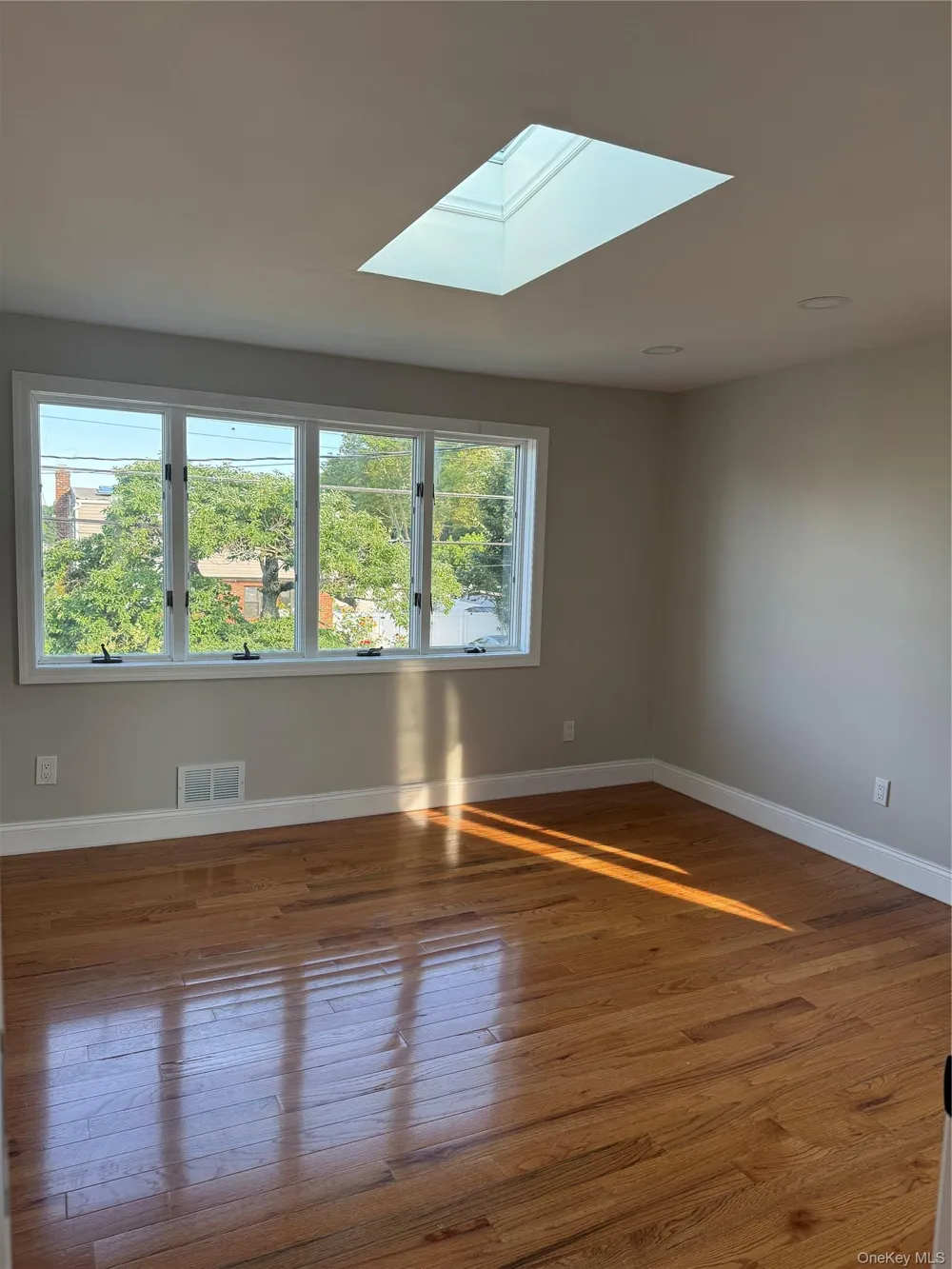 245 Stone Street Elmont, NY 11003
