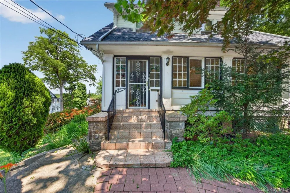 77 Irving Place New Rochelle, NY 10801