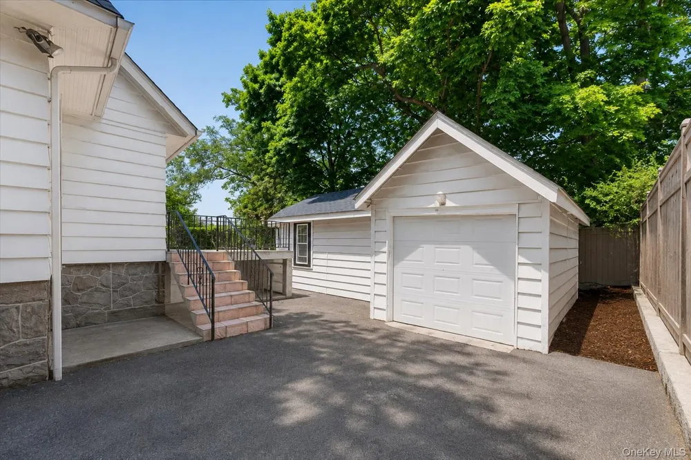 77 Irving Place New Rochelle, NY 10801