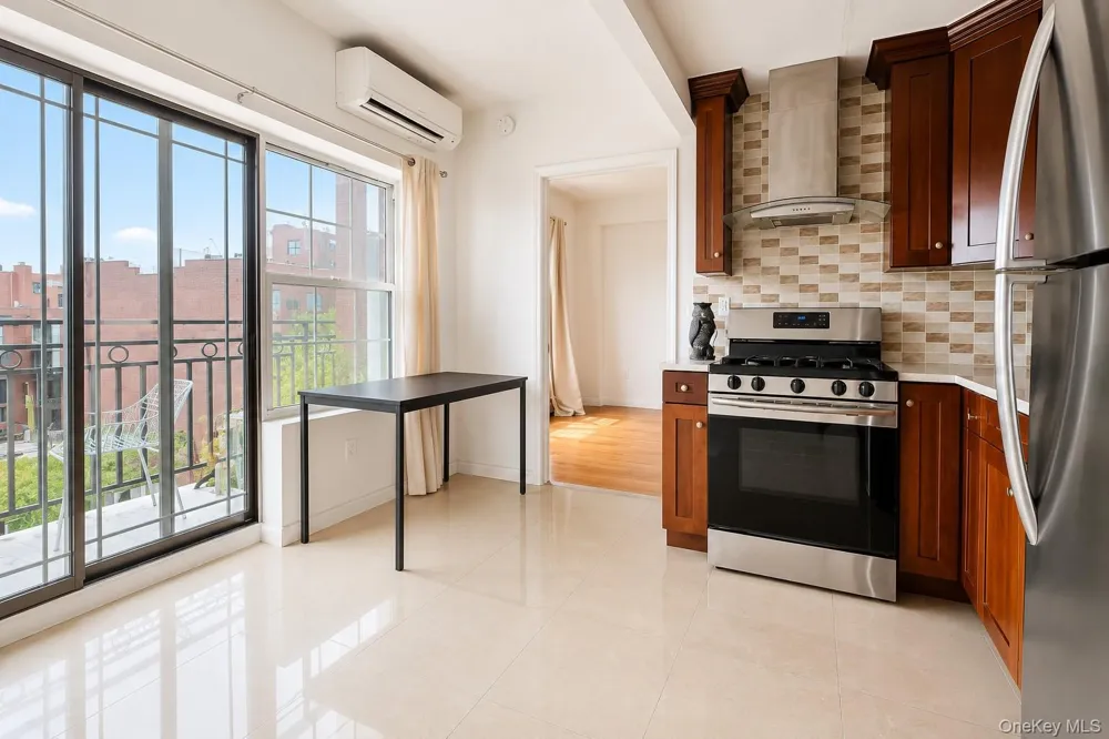 7166 Parsons Boulevard #6C Flushing, NY 11365