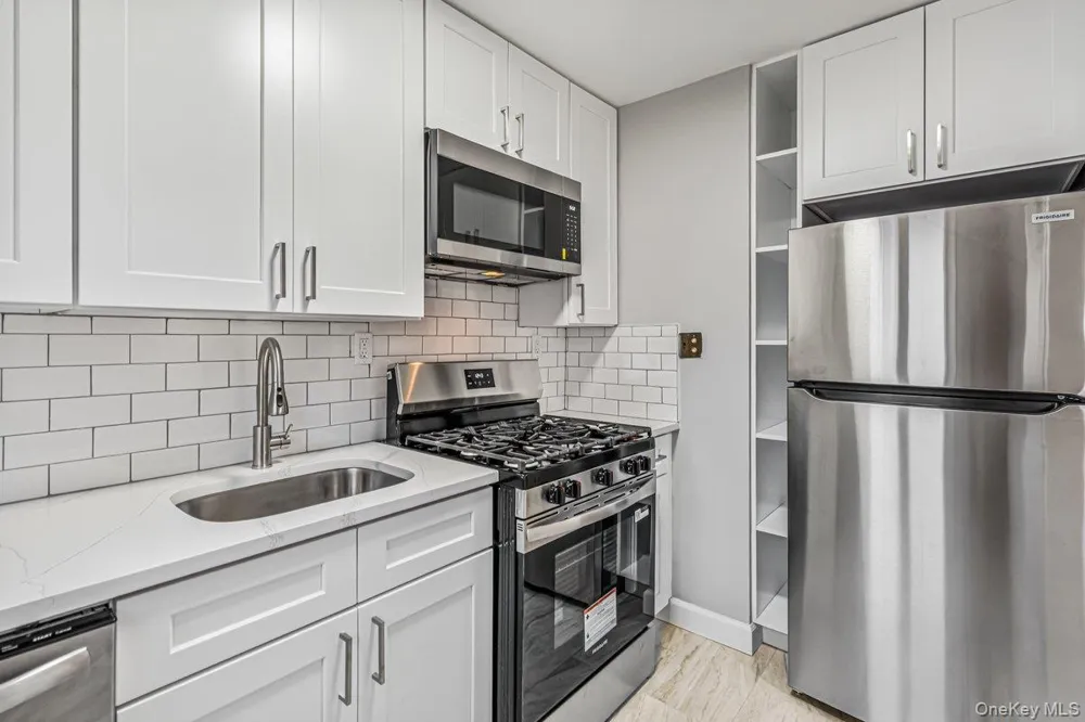 226-29 Manor Rd ##2 Upper Queens Village, NY 11427