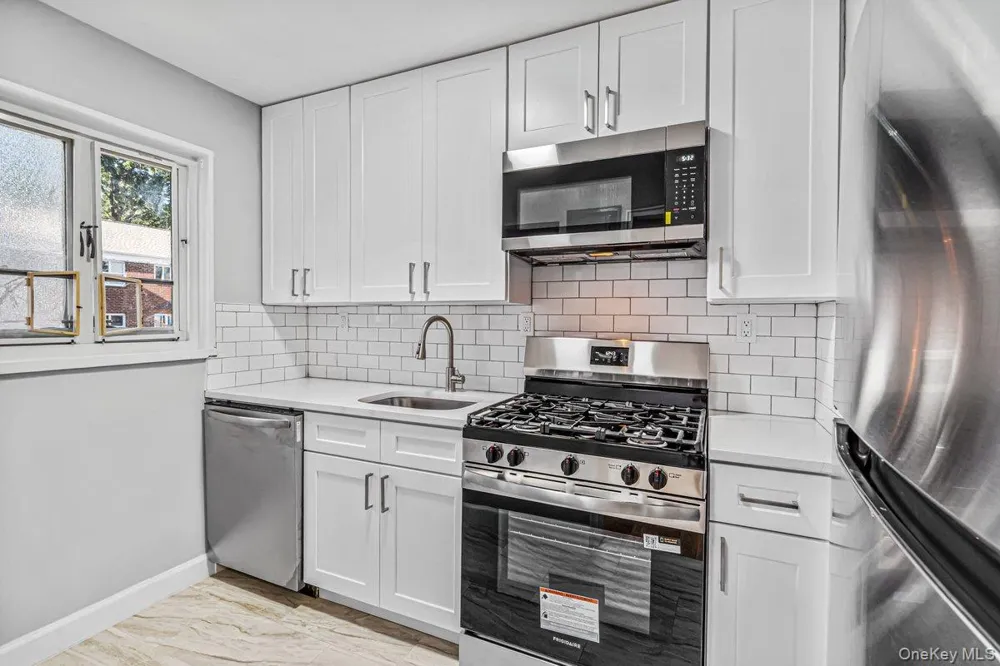 226-29 Manor Rd ##2 Upper Queens Village, NY 11427