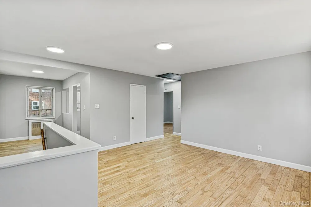 226-29 Manor Rd ##2 Upper Queens Village, NY 11427