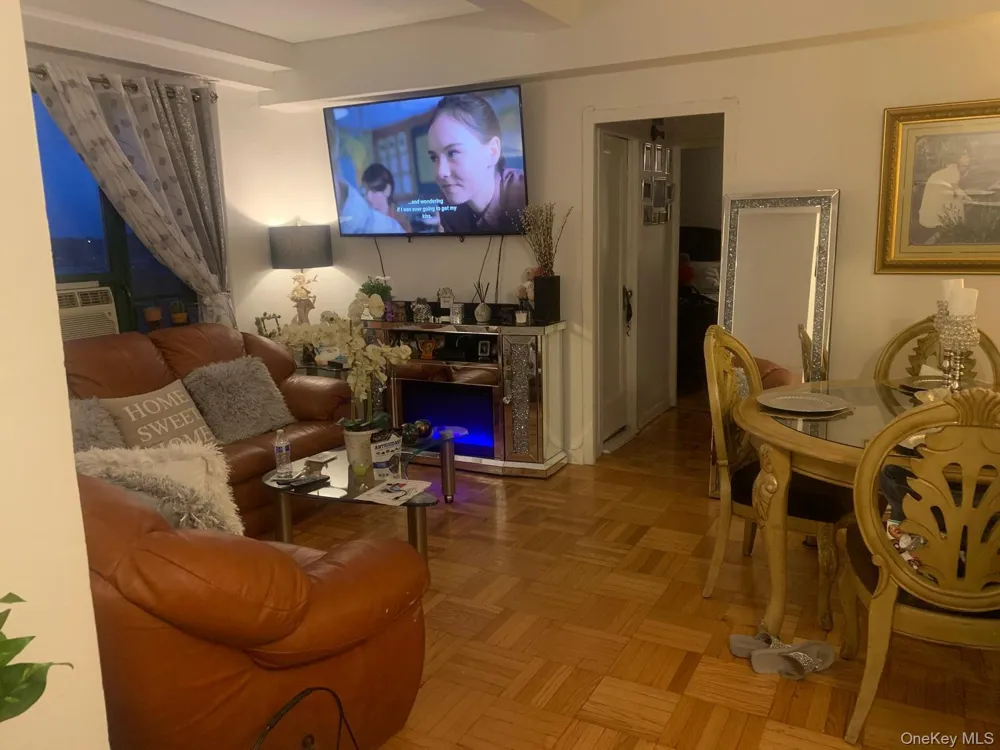 1700 Metropolitan Avenue #6D Bronx, NY 10462