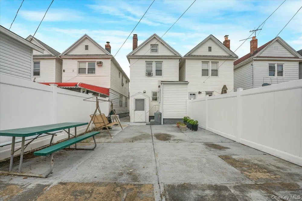108-10 107th Avenue Richmond Hill S., NY 11419