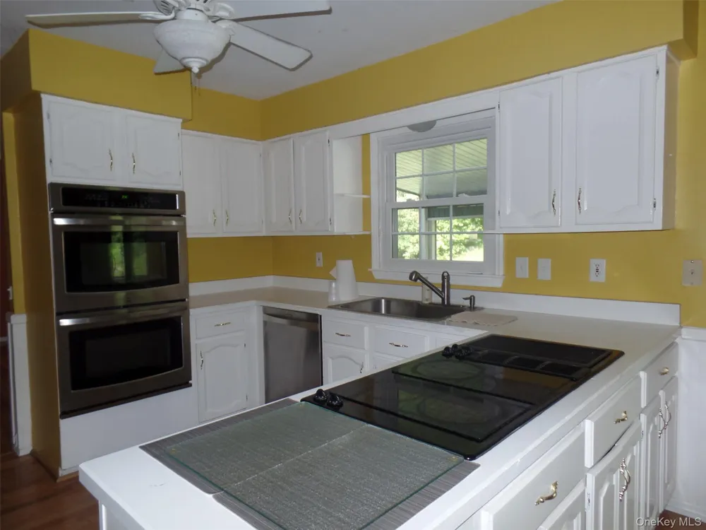 41 Christine Court Stormville, NY 12582