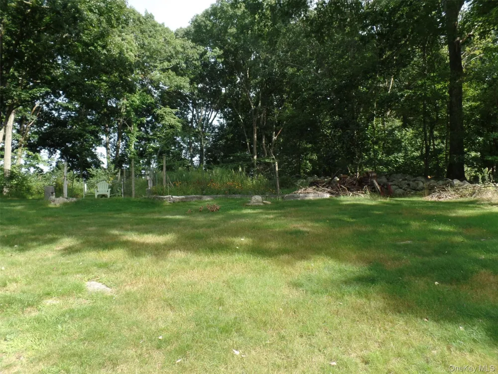 41 Christine Court Stormville, NY 12582