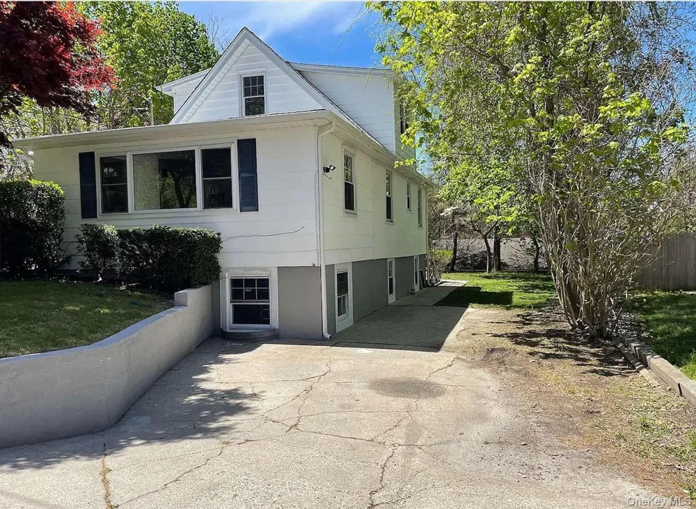 62 Satinwood Road Rocky Point, NY 11778