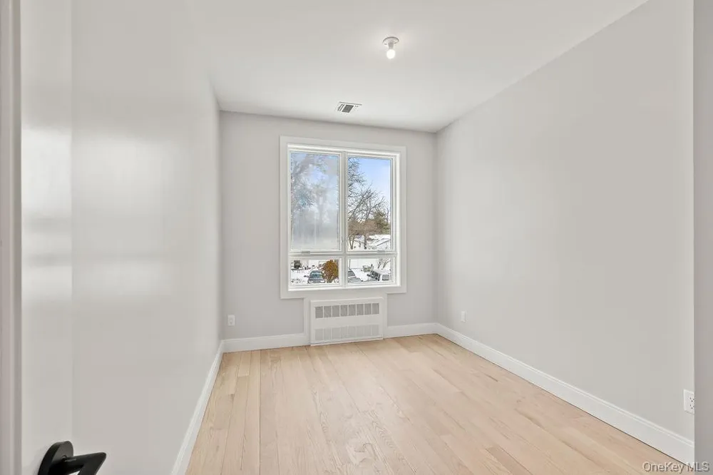 12 Sherman Drive #202 Spring Valley, NY 10977