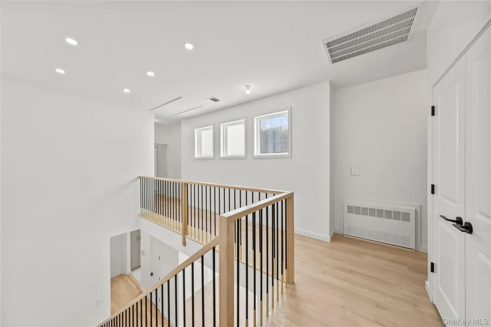 12 Sherman Drive #202 Spring Valley, NY 10977