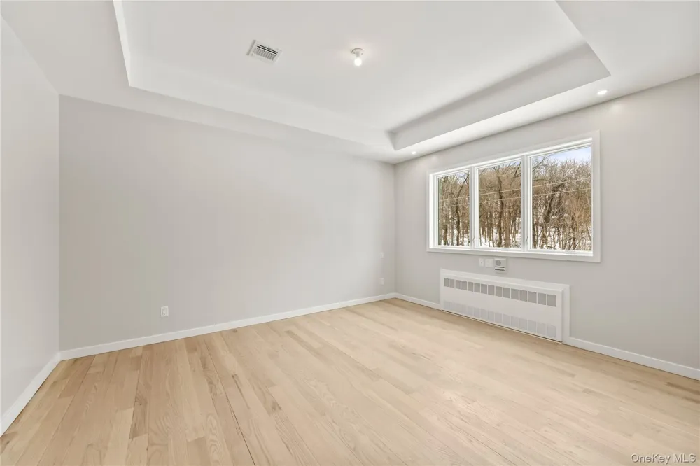 12 Sherman Drive #202 Spring Valley, NY 10977