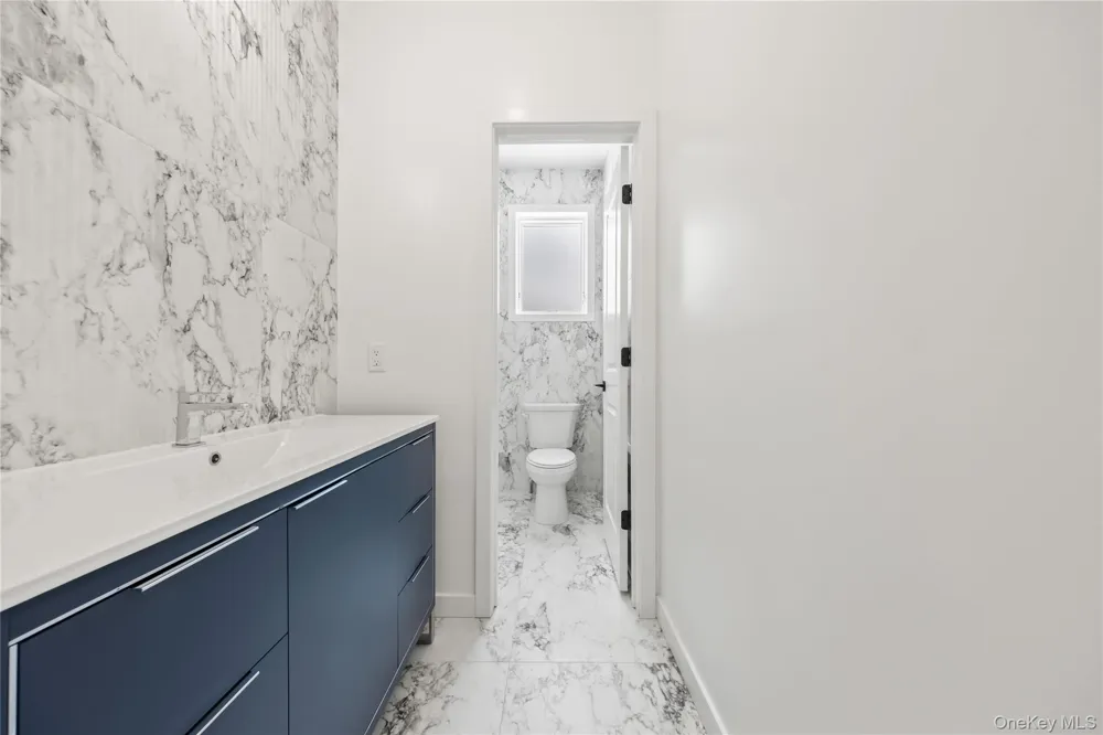 12 Sherman Drive #202 Spring Valley, NY 10977