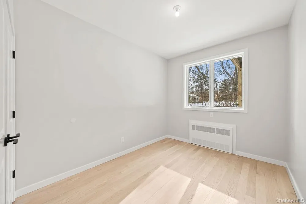 12 Sherman Drive #202 Spring Valley, NY 10977