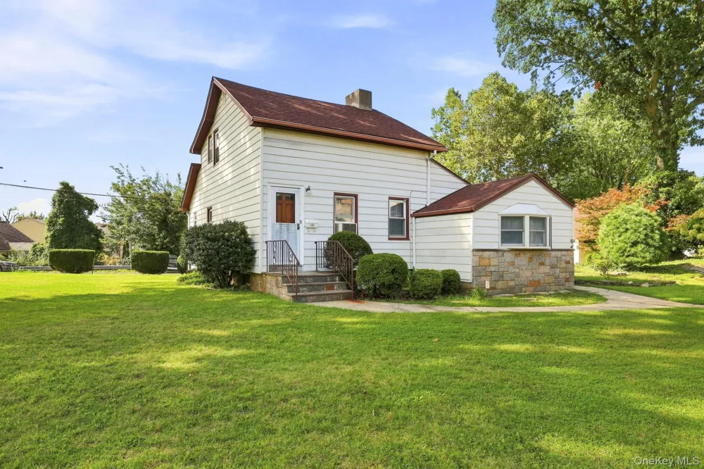 83 Brewster Avenue Yonkers, NY 10701