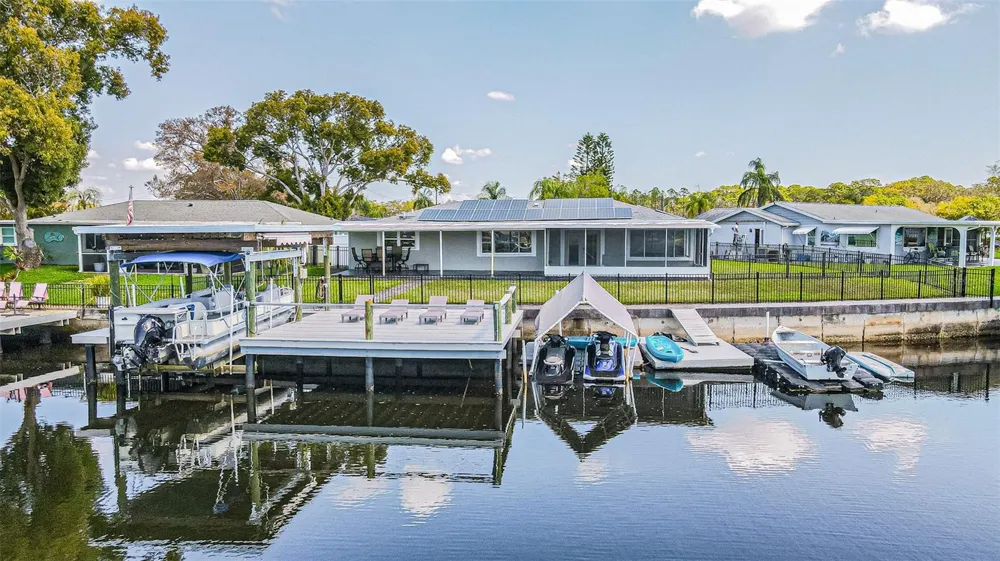 1125 FERNWOOD DRIVE Holiday, FL 34690