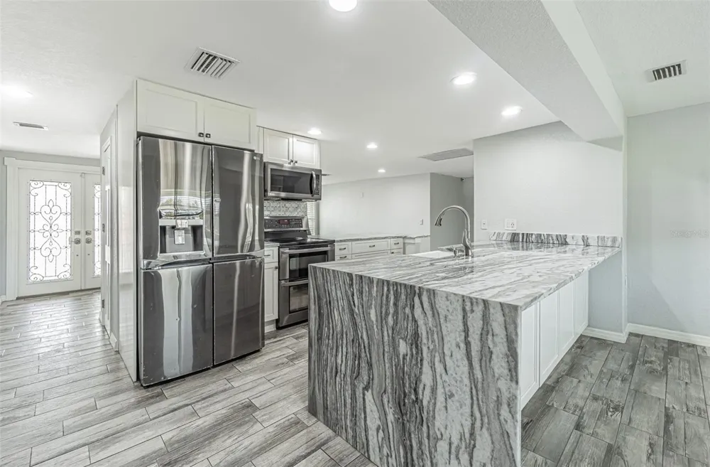 1125 FERNWOOD DRIVE Holiday, FL 34690
