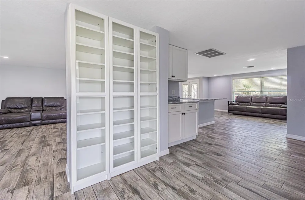 1125 FERNWOOD DRIVE Holiday, FL 34690