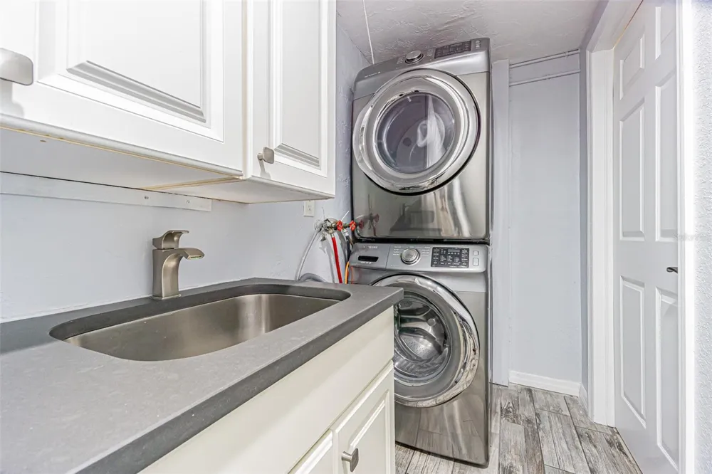 1125 FERNWOOD DRIVE Holiday, FL 34690