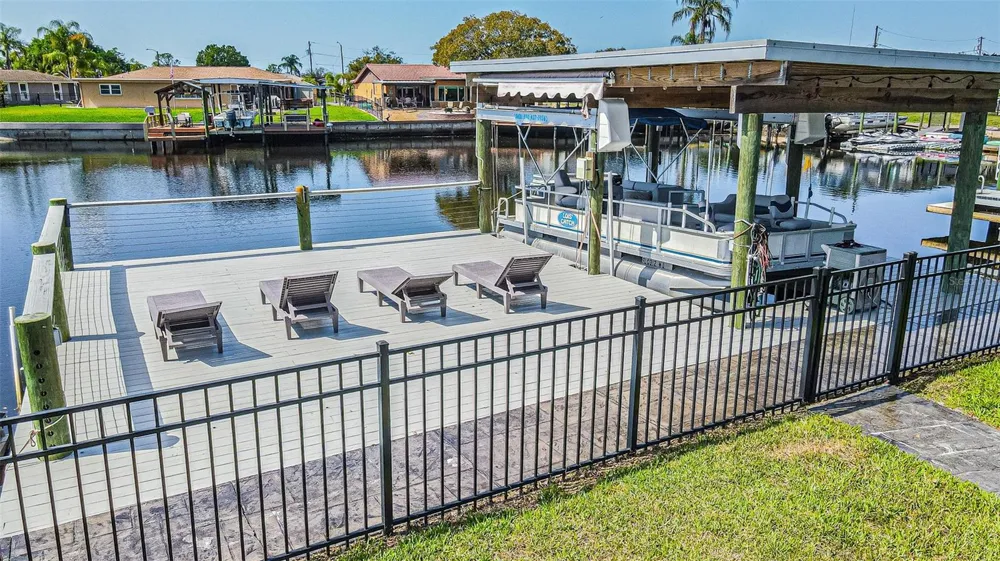 1125 FERNWOOD DRIVE Holiday, FL 34690