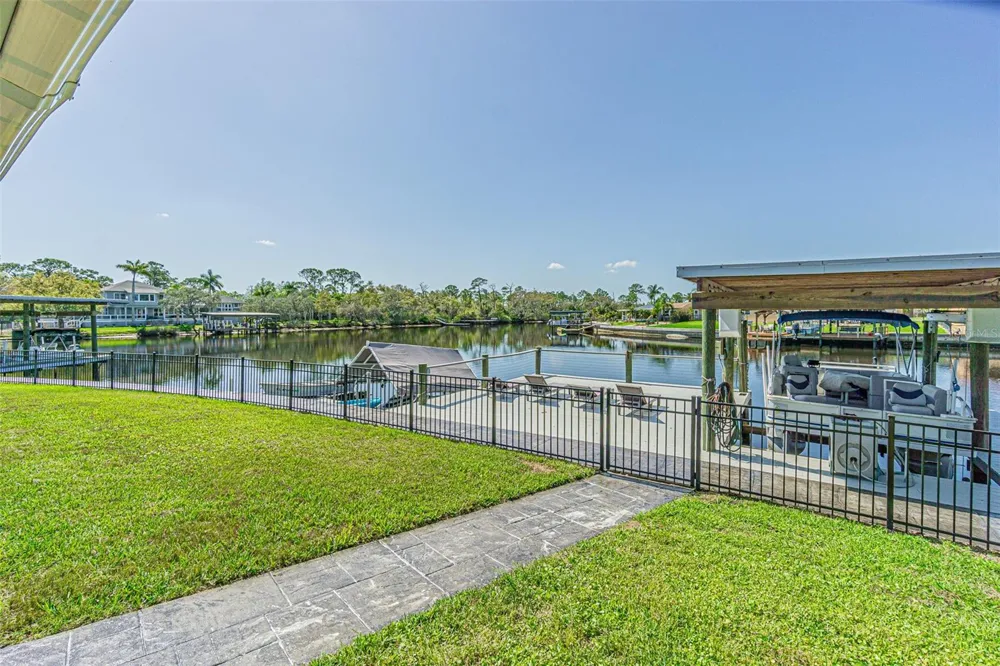 1125 FERNWOOD DRIVE Holiday, FL 34690