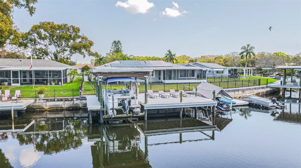 1125 FERNWOOD DRIVE Holiday, FL 34690