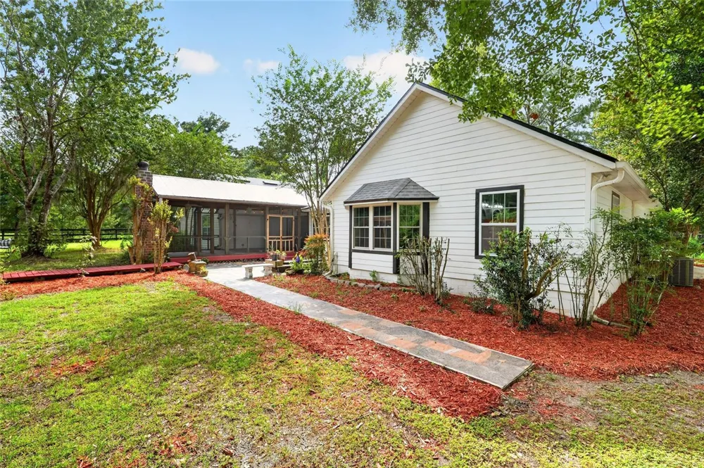 17931 SE COUNTY ROAD 234 Micanopy, FL 32667