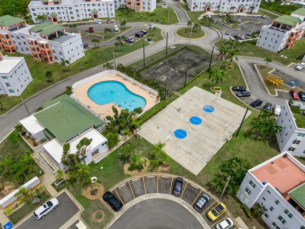 Cond. La Loma BLVD. LA LOMA #204 Fajardo, PR 00738