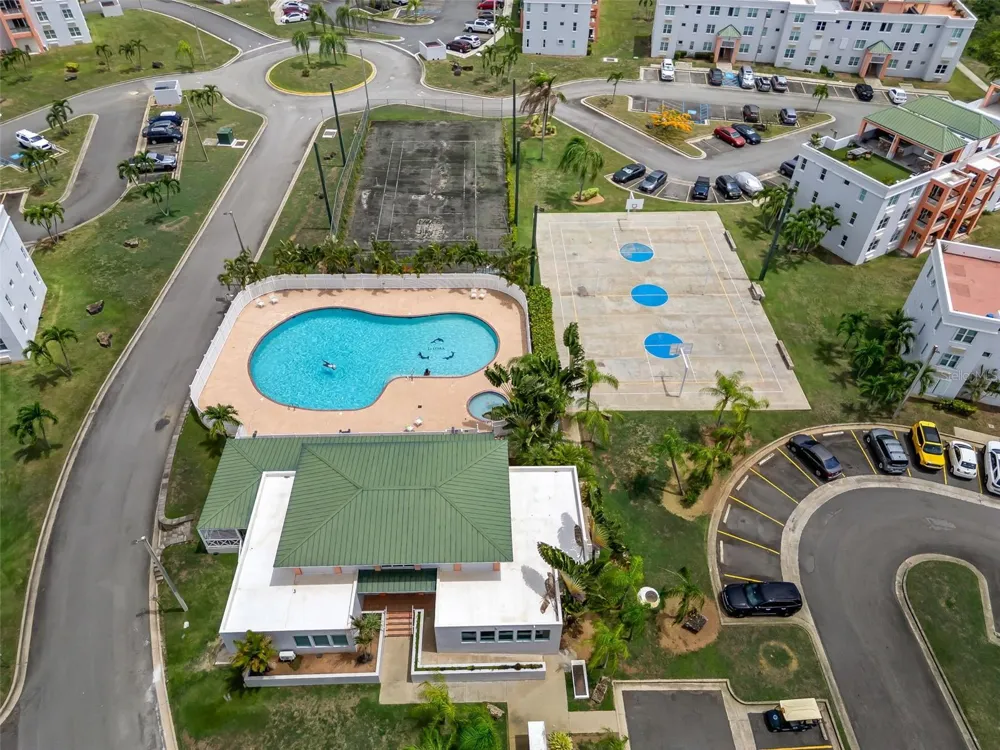 Cond. La Loma BLVD. LA LOMA #204 Fajardo, PR 00738